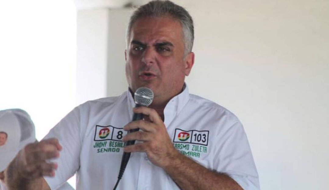 senador Jhony Besaile 