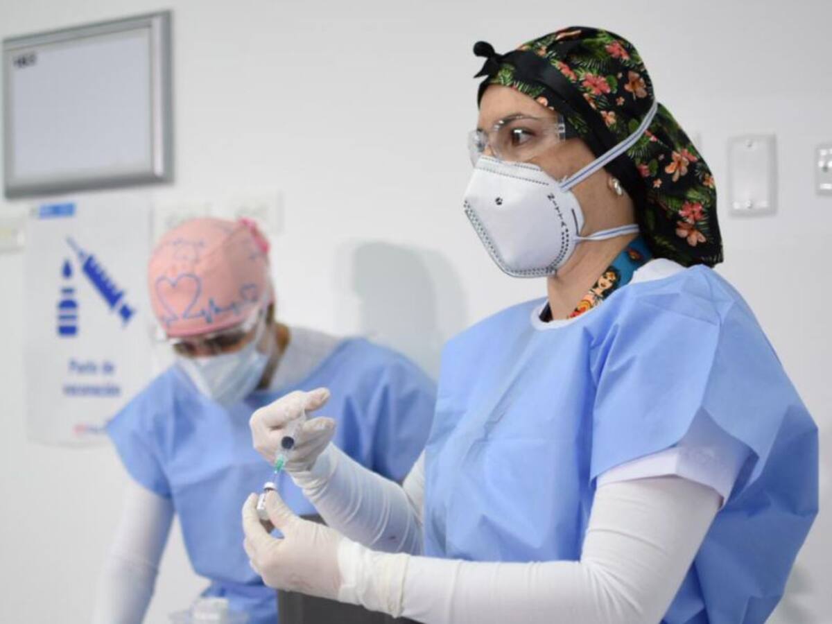 Insisten en importancia de aplicarse segunda dosis de vacuna COVID, Quindío