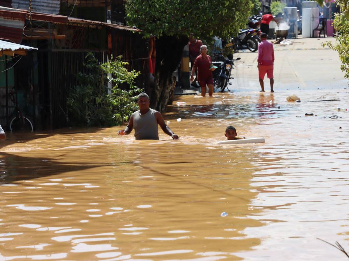 1.400 personas perdieron sus documentos de identidad en emergencia por lluvias en Zaragoza