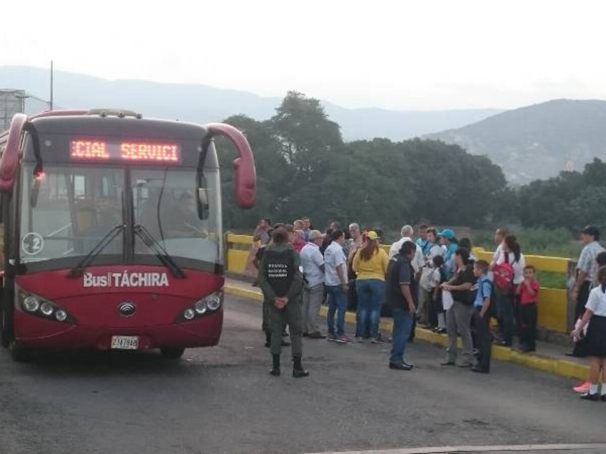 Terminal de transportes de Cúcuta al borde de crisis económica por el cierre de frontera