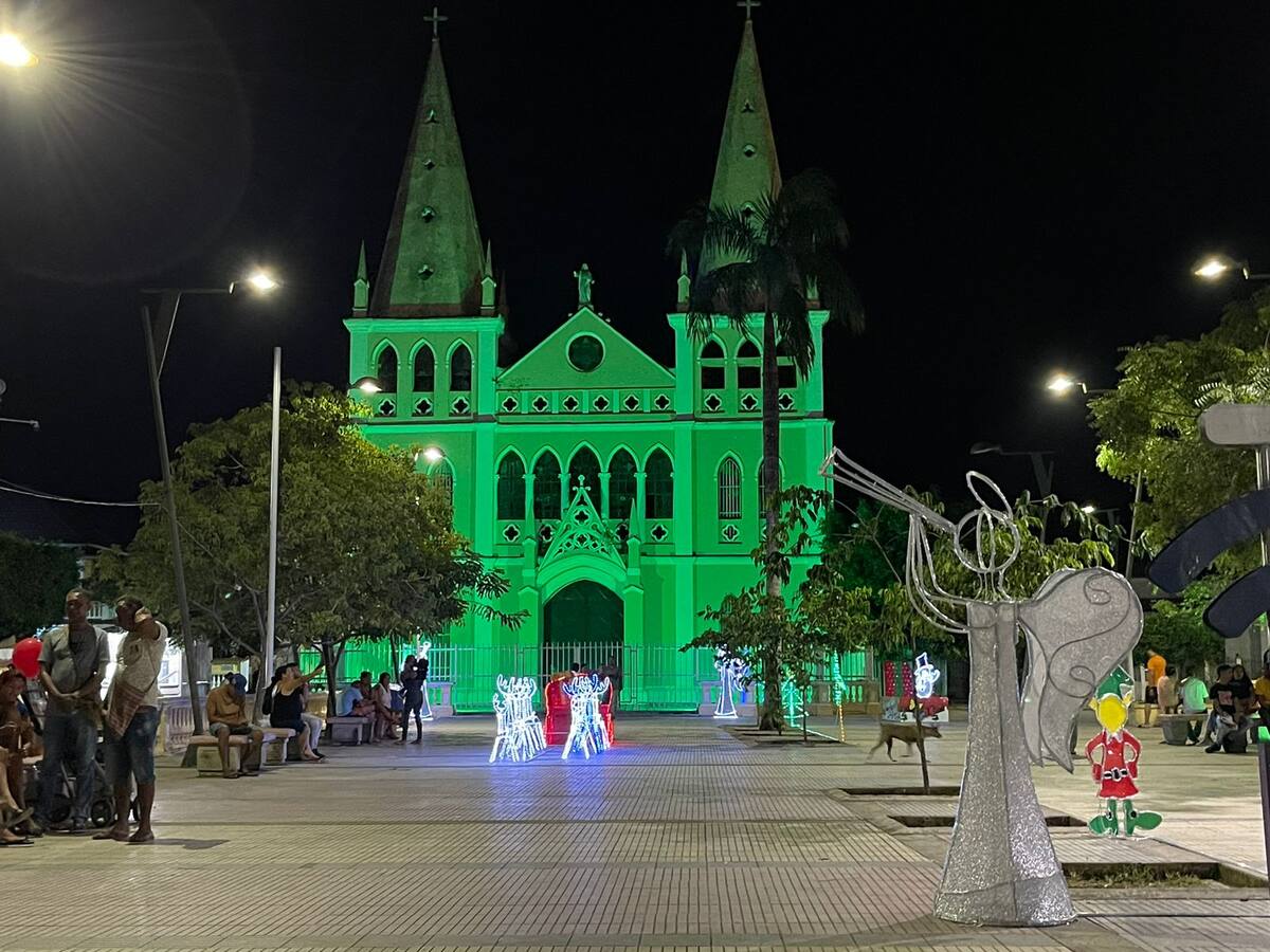 Turbaco se quedó esperando el alumbrado navideño contratado con Edurbe