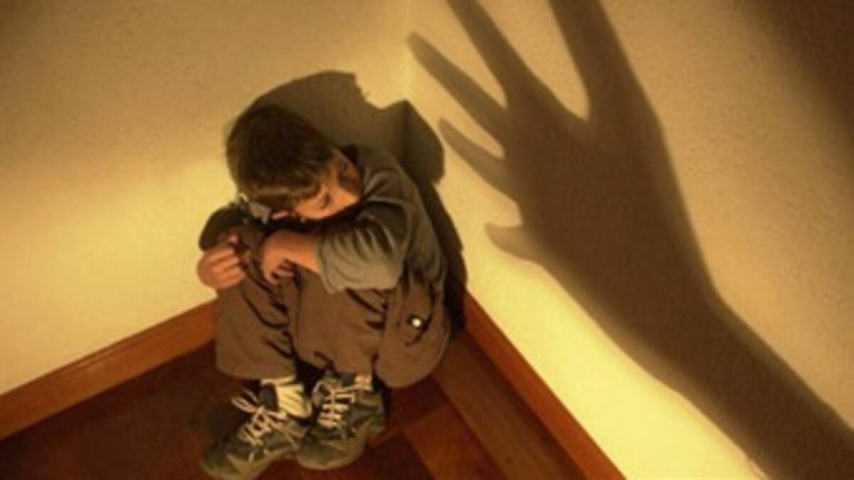 Abandono de menores por parte de sus padres se ha incrementado en un 8.26% en el 2012