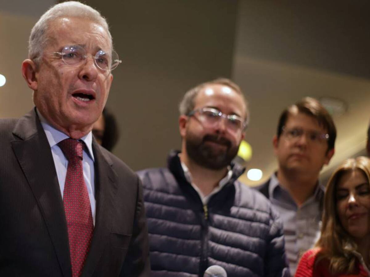 Fiscalía radica solicitud de preclusión en favor de Álvaro Uribe