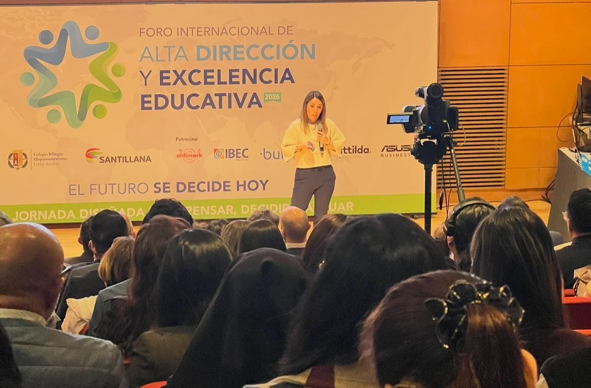 El futuro del sistema educativo en Colombia apuesta por un análisis del aprendizaje más recurrente y humano, dejando atrás los modelos de evaluación tradicionales. | Foto: Sara Medellín