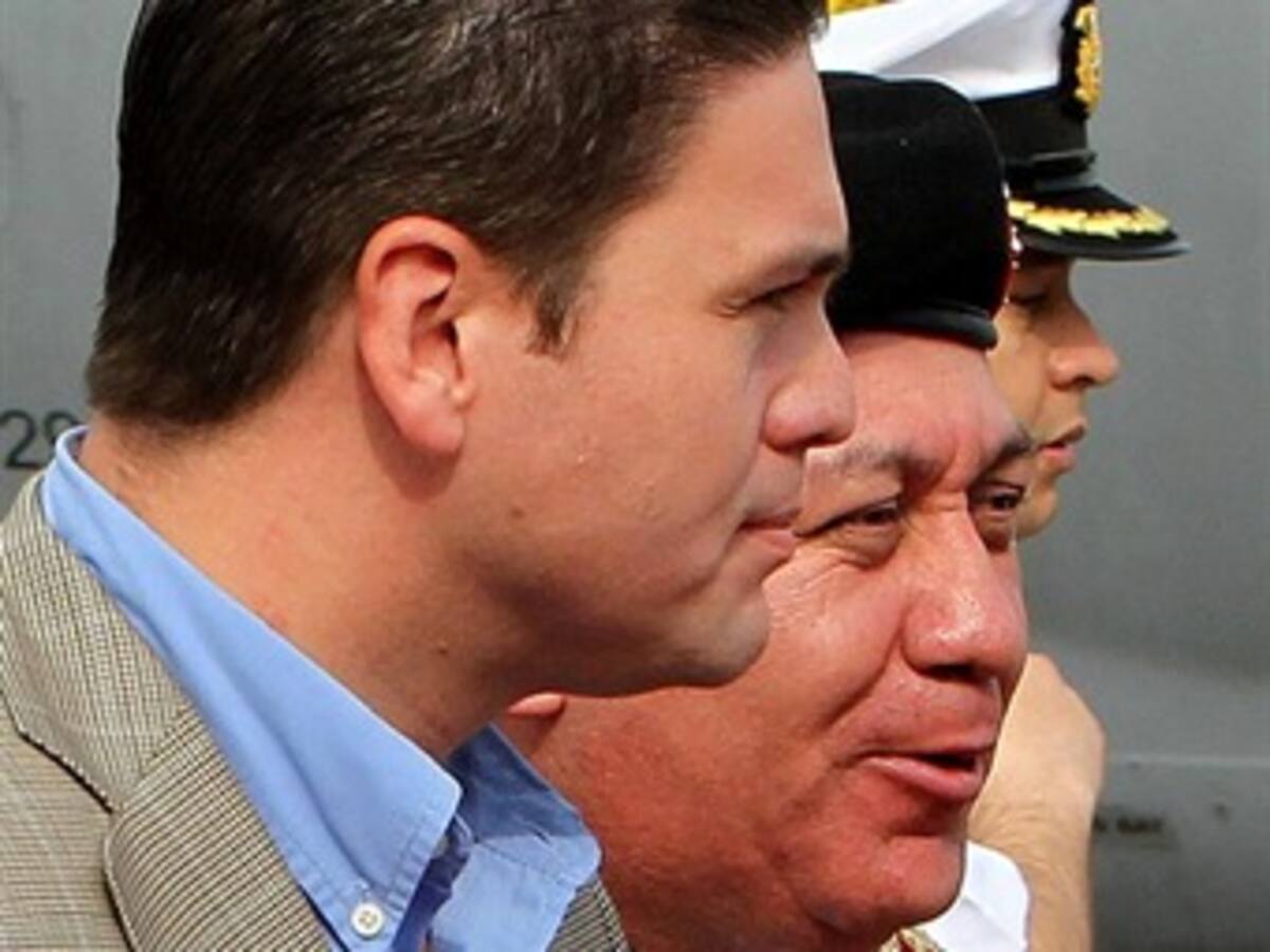 Ministros de Defensa de Colombia y Venezuela analizan seguridad en la frontera