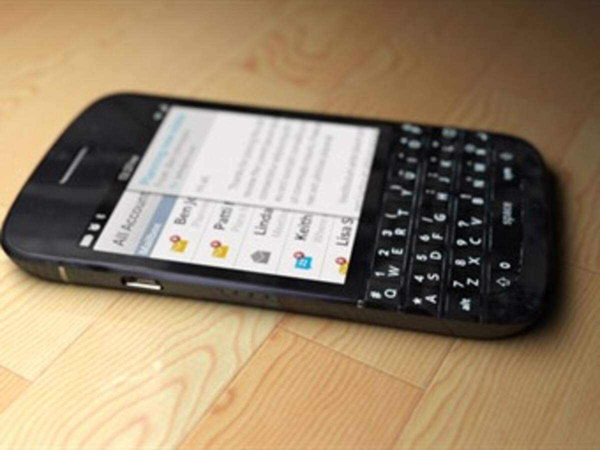 Blackberry Q10 llegará a Colombia en un mes
