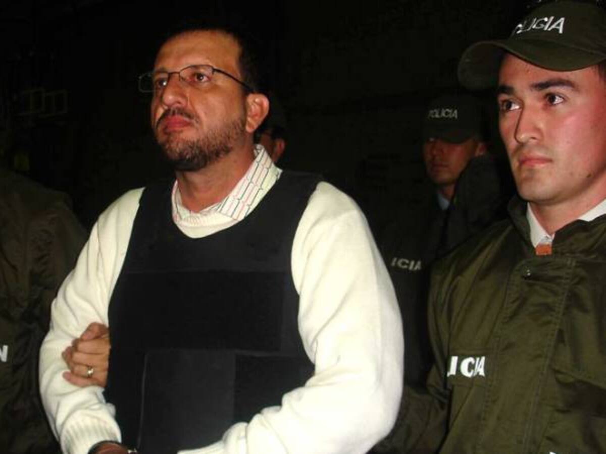 Dejan en firme exclusión de alias Macaco de justicia y paz