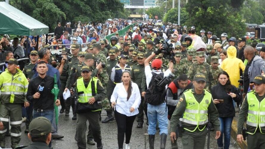 Autoridades destruyen pasos irregulares en la zona de frontera. Foto: Policía de Cúcuta