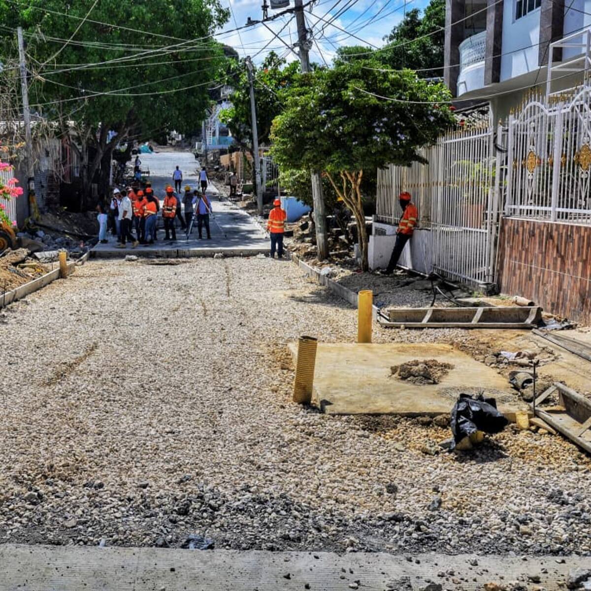 Avanza construcción de la calle San Luis, en el barrio Escallón Villa