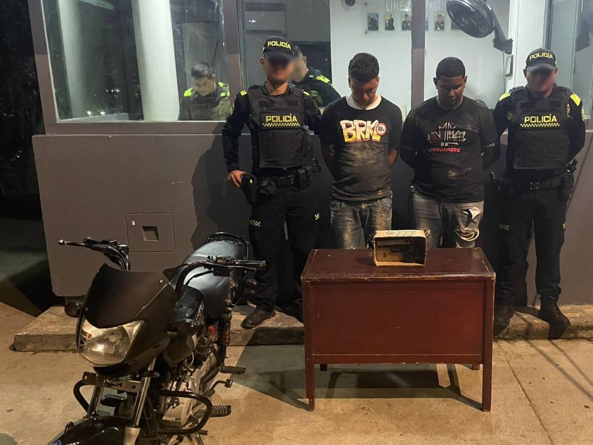 Cayeron tres hombres con armas de fuego ilegales en Cartagena
