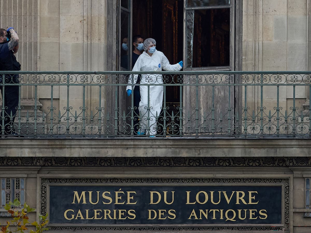 Francia refuerza seguridad en museos tras robo de joyas al Louvre