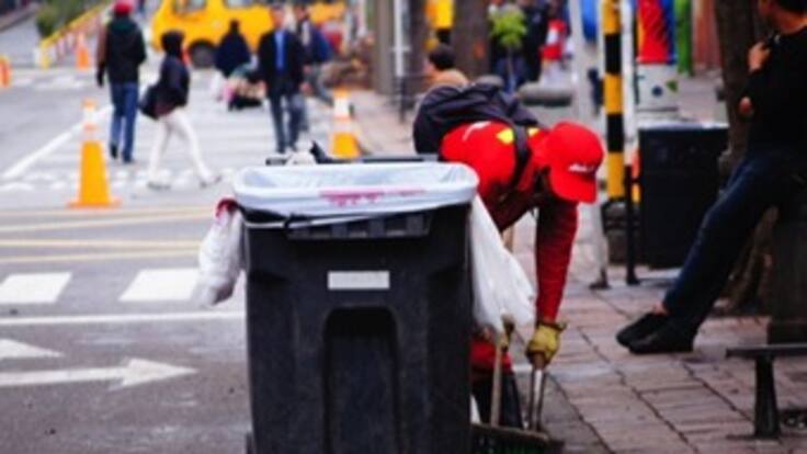 Superindustria decidirá si operadores privados salen a recoger basuras el 18 de diciembre