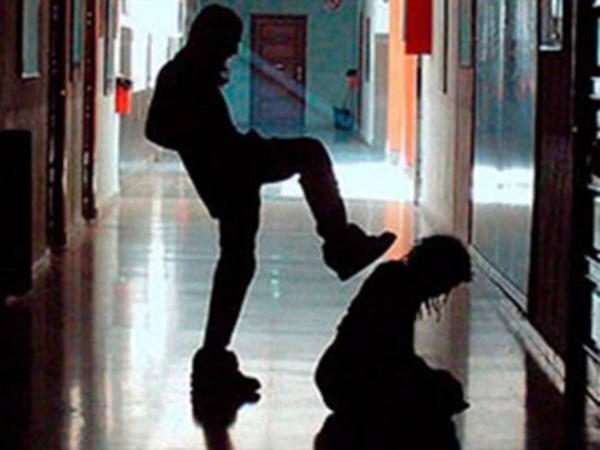Investigan supuesto caso de ataque con ácido por racismo en colegio distrital de Bogotá