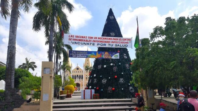 La iniciativa se realiza a través de la implementación de charlas preventivas, entrega de folletos y la transmisión de mensajes en redes sociales