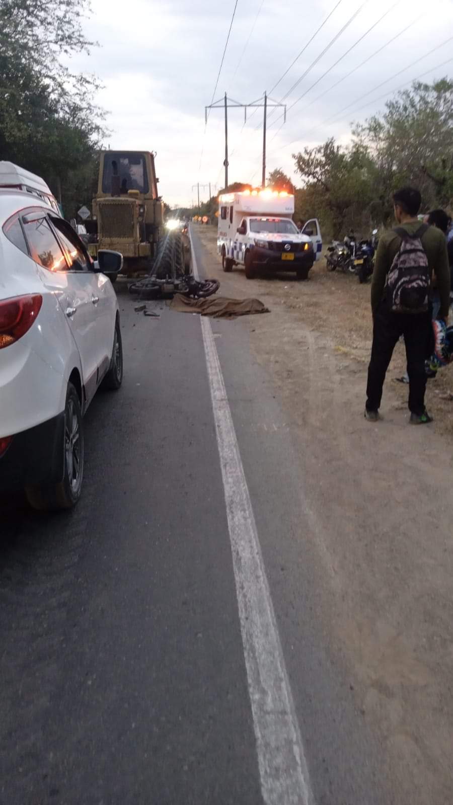 Se reportan accidente en vía Neiva-Palermo que deja como resultado una víctima mortal.