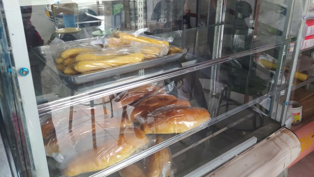 Propietario de panadería William Castro
