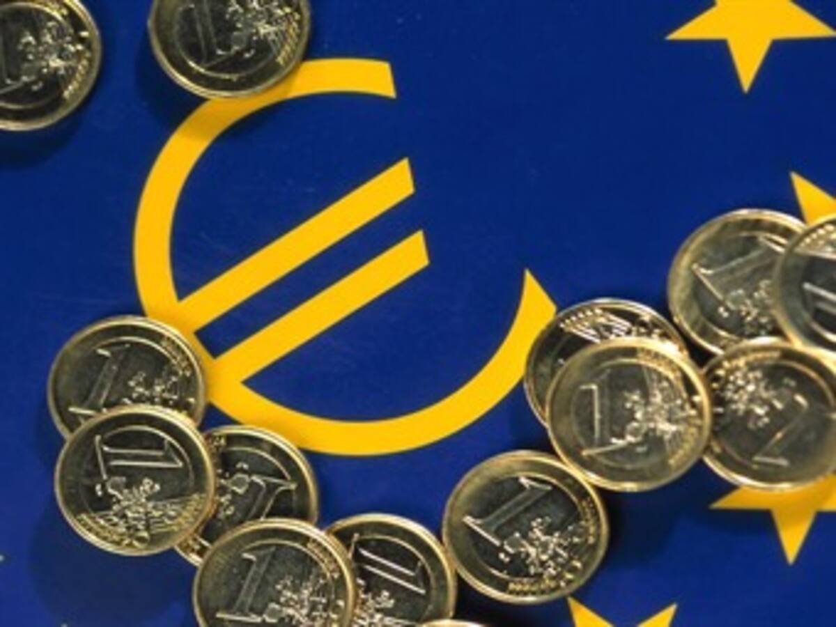 FMI baja a 3,3% previsión de crecimiento mundial en 2012 por recesión europea