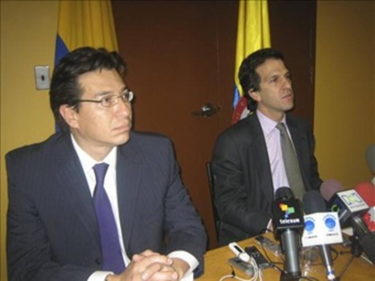 Canciller destaca la voluntad política de Colombia y Ecuador para restablecer relaciones