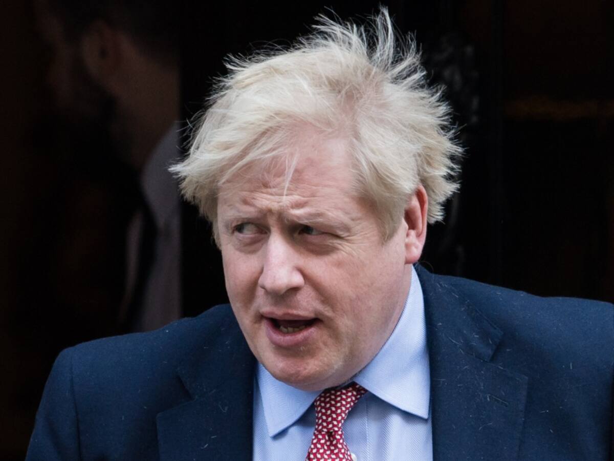 Boris Johnson es trasladado a cuidados intensivos al empeorar su salud