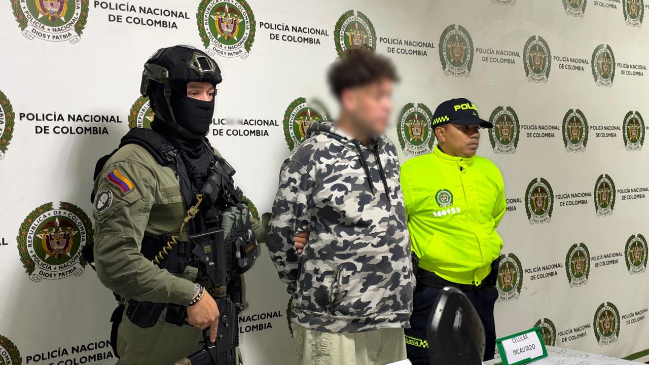 Captura integrante de La Agonía por el homicidio de un hombre en Medellín. Foto: Meval.