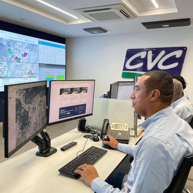 Ante las condiciones de calor húmedo extremo registradas, la CVC recomienda a la población mantenerse hidratada constantemente, evitar la exposición directa al sol entre las 11am y las 4pm.