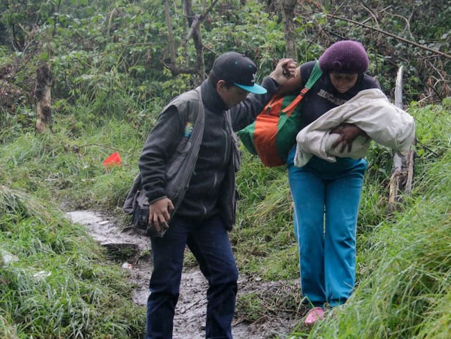 Colombia en 10 meses registra 15.140 desplazados y 16.500 confinados