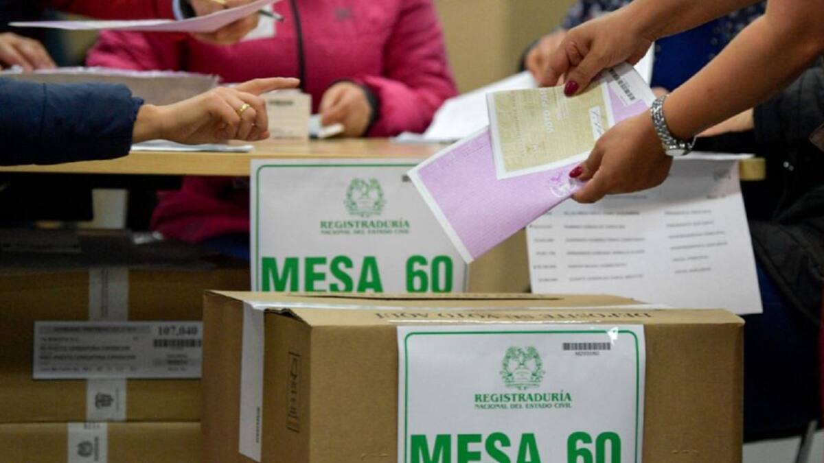 Blindan elecciones en Neiva