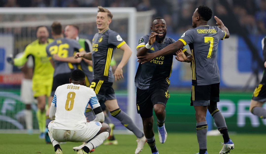 Feyenoord avanza a la final de la Conference League