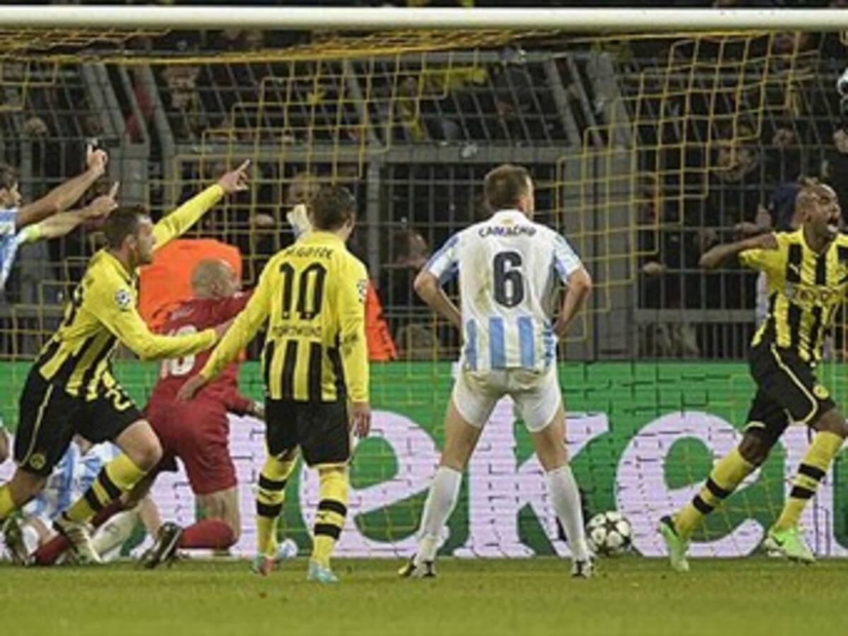 Con polémico arbitraje, el Borussia Dormunt avanzó a la semifinal de la Champions League