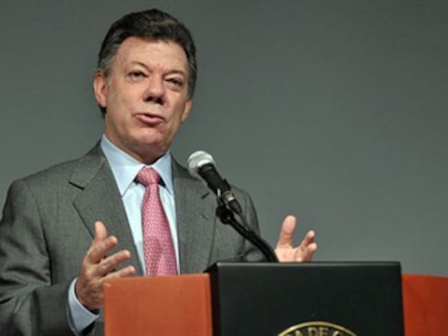 Santos inicia 2013 respondiendo a críticos sobre logros de su Gobierno