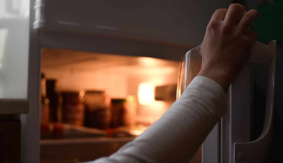 Joven ocultaba el cuerpo de su madre en el congelador para cobrar pensión