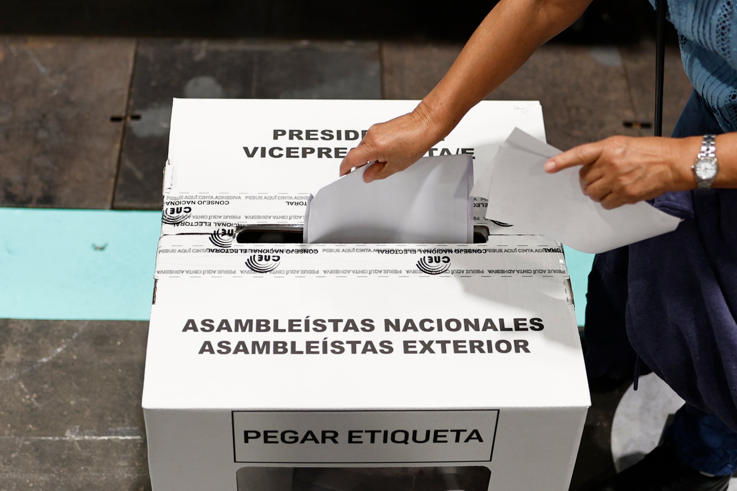 Elecciones en Ecuador. 

EFE/ Rodrigo Jiménez