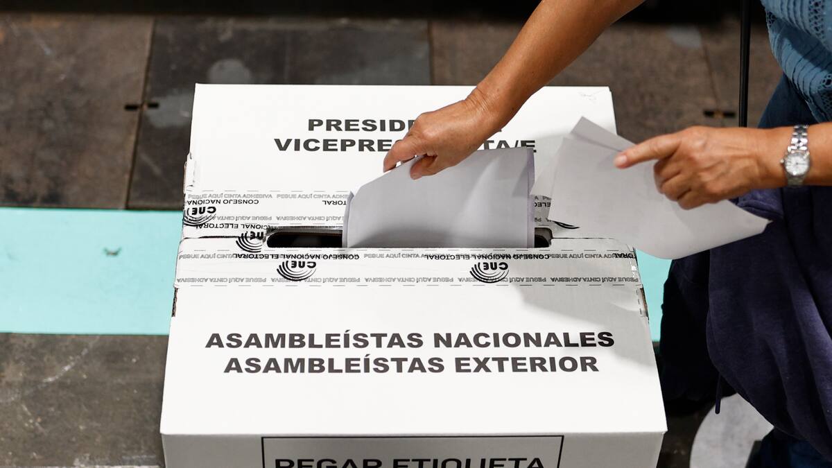 Ecuador tendrá elección presidencial en febrero 2025, ¿por qué tan pronto?