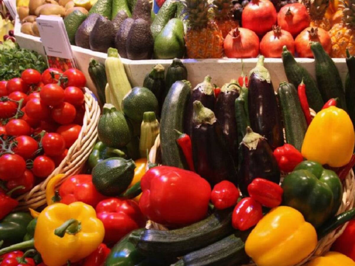 Supermercados extienden horario para evitar aglomeraciones