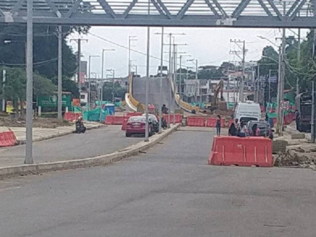 Crece incertidumbre en obra del puente de cuatro vientos