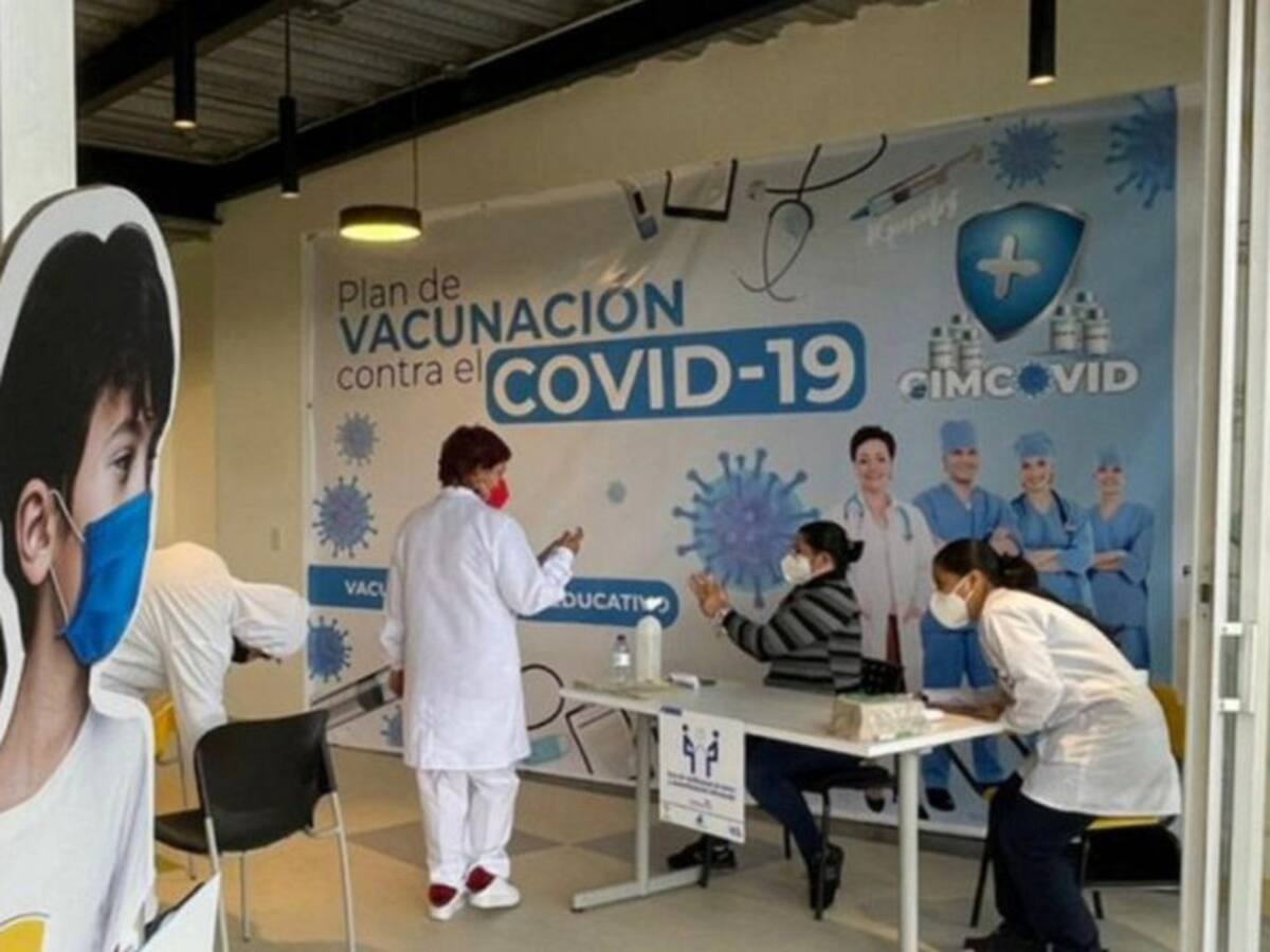 Autoridades educativas en Armenia intensifican jornadas de vacunación COVID