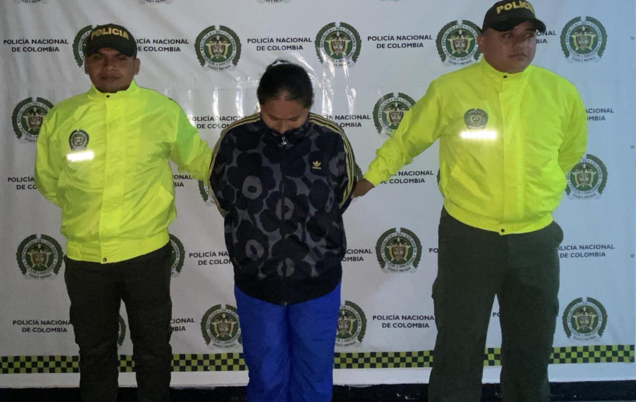 Capturaron a madre e hijo por atacar con un machete a dos mujeres en Apartadó. Foto: Policía Urabá.