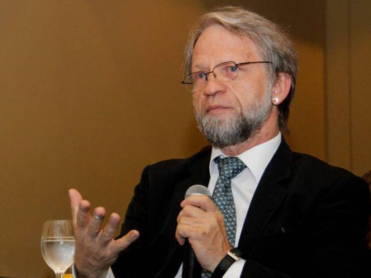 Esta es la ponencia que pide quitarle la curul a Mockus