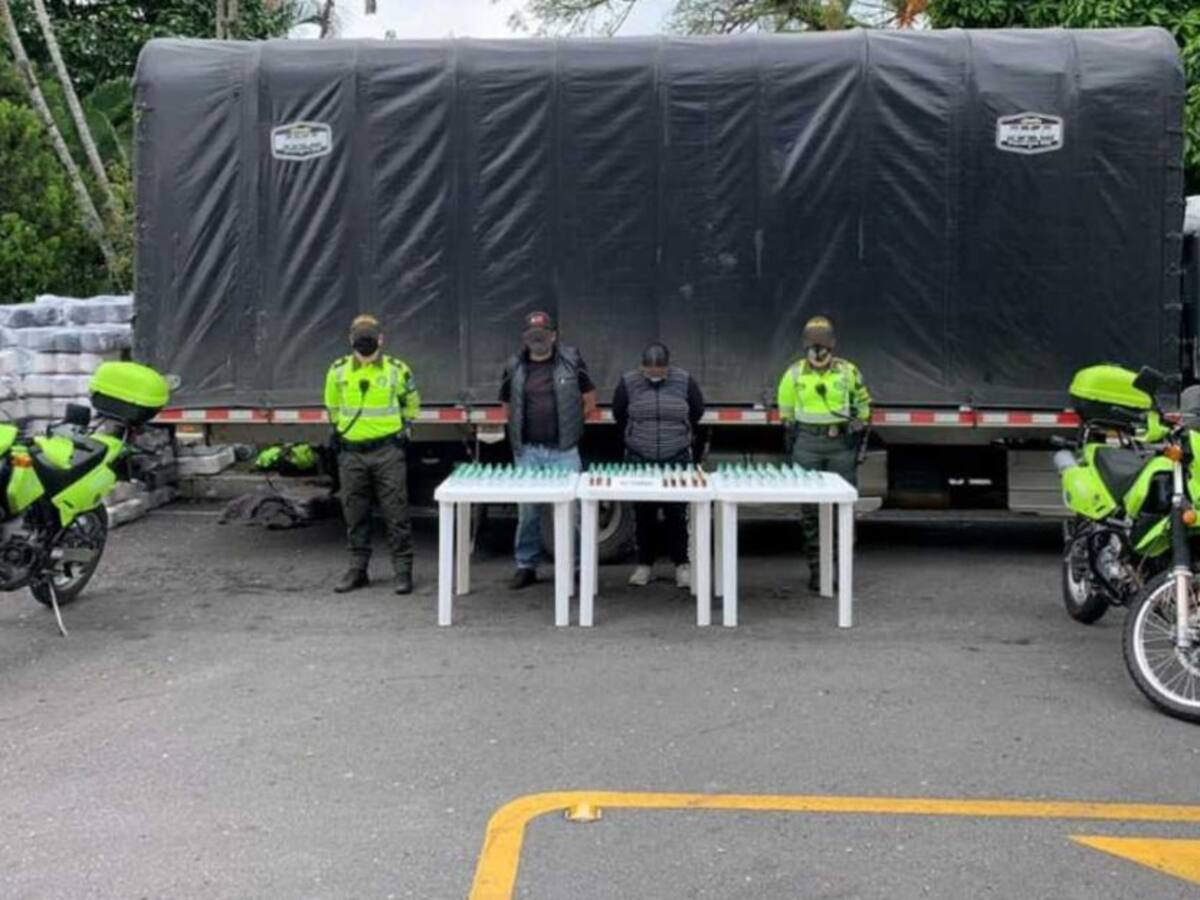 Capturan a pareja con insumos para droga sintética