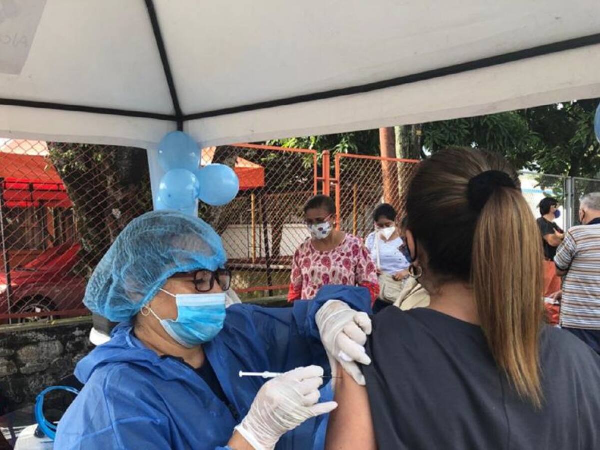 Conozca los puntos de vacunación COVID-19 este miércoles en Ibagué