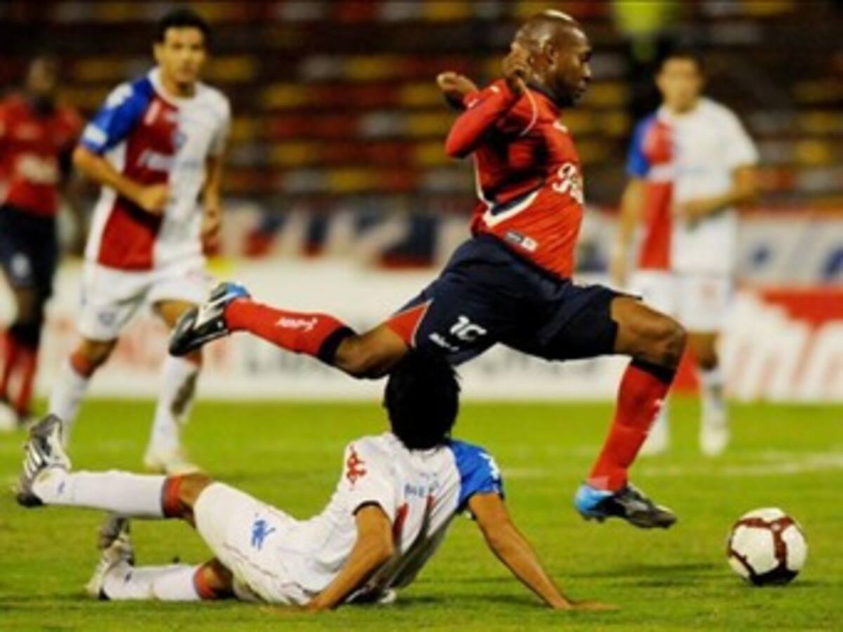 Medellín derrotó 1-0 a Cerro Porteño por la Copa Libertadores