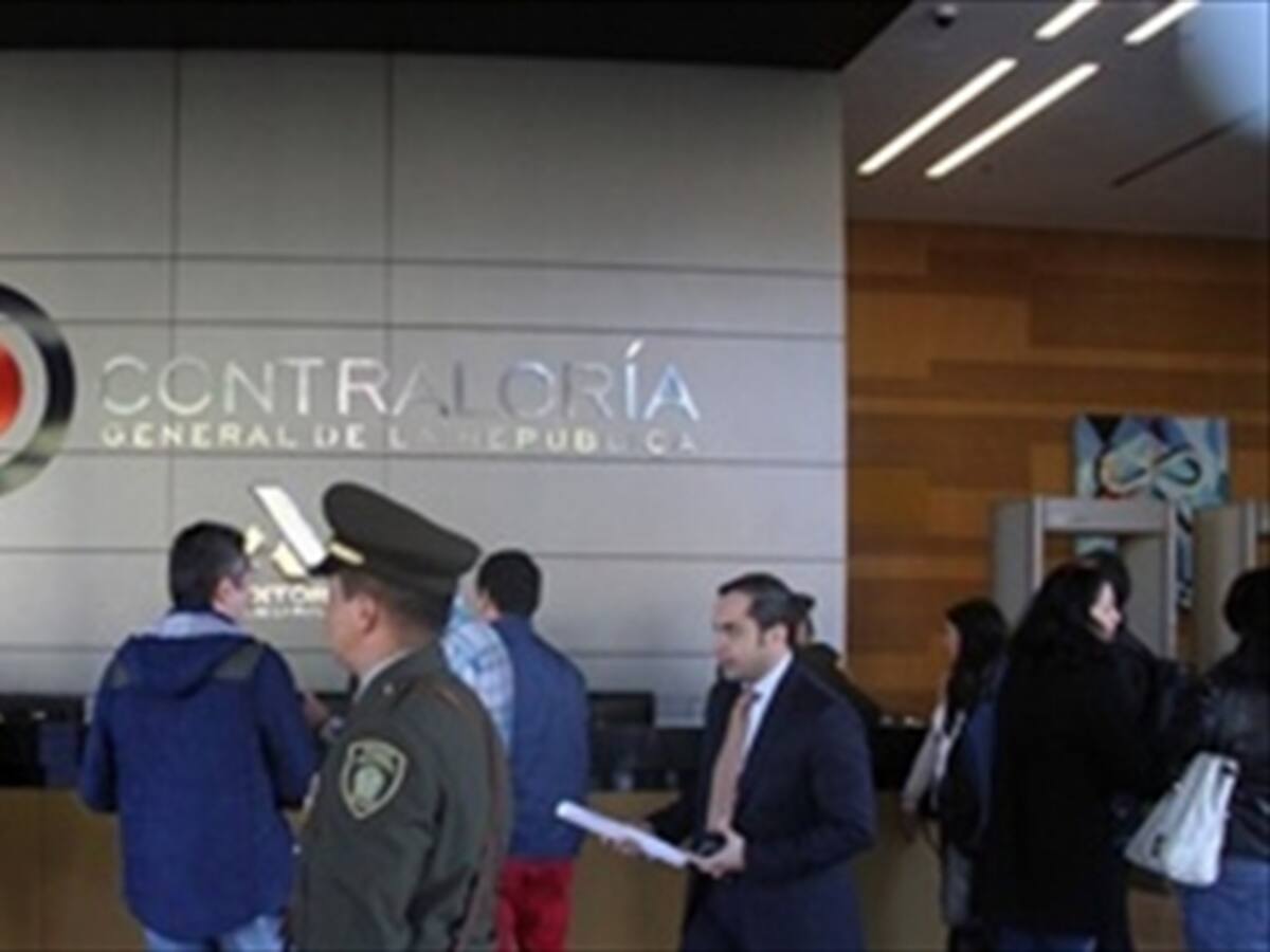 Trabajadores de la Contraloría siguen en la búsqueda de sedes temporales