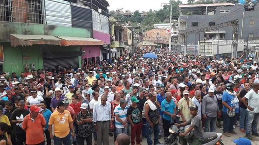 Cerca de 5.000 personas apoyarán manifestación de mineros del nordeste de Antioquia. Foto: Mesa Minera