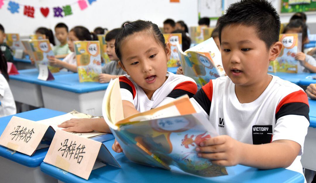 Escuelas con menores 