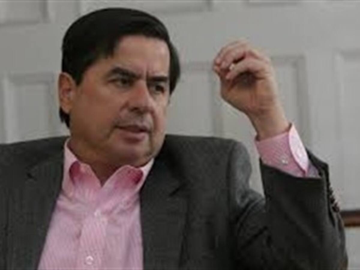 "Santos tuvo todo el derecho constitucional de la reelección" Cristo