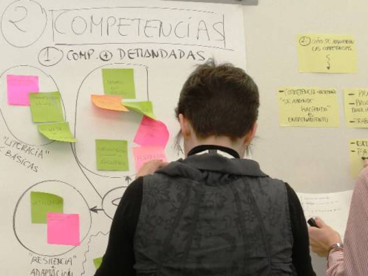 Denuncian presunta estafa a docentes a nombre de la Fundación Mamonal