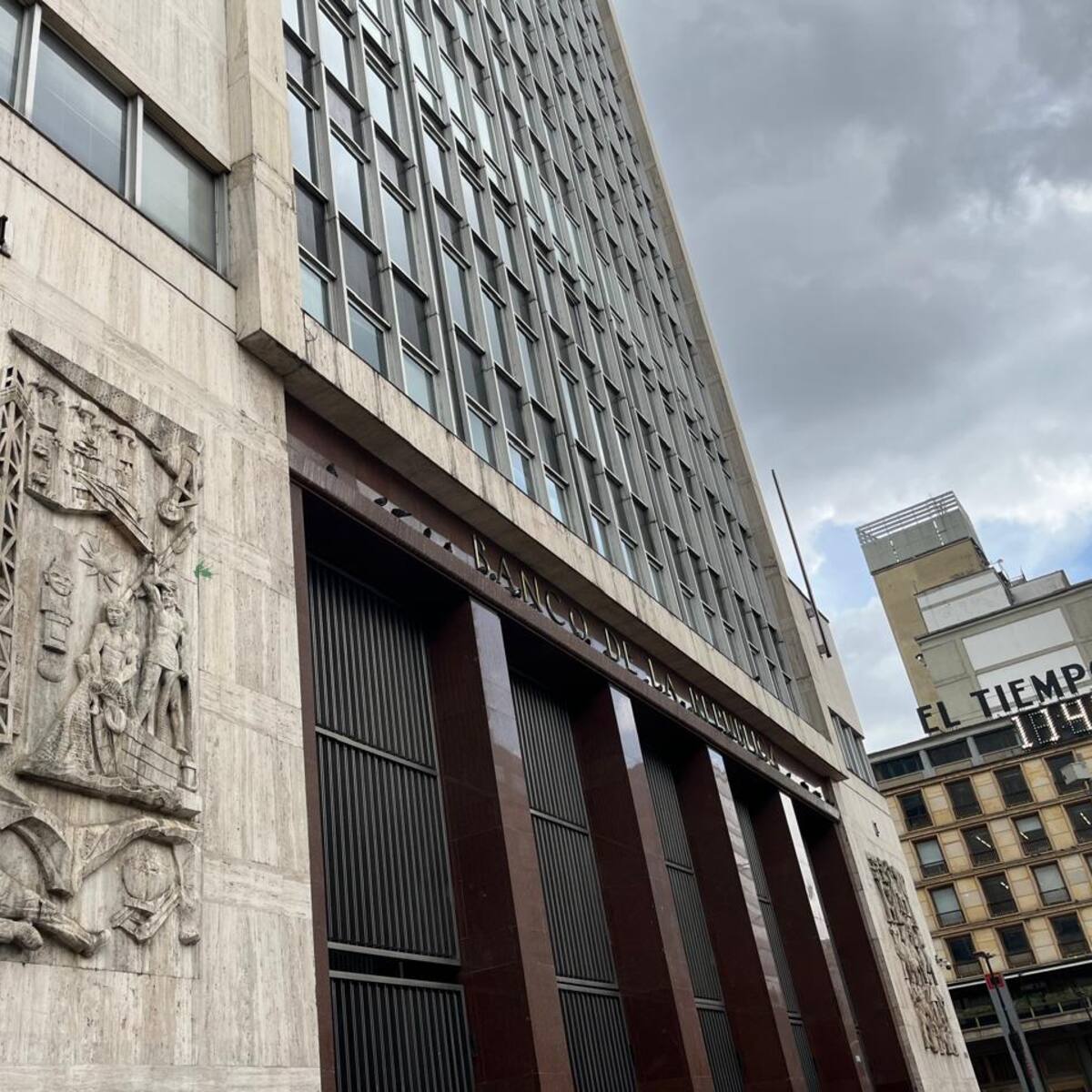 Banco de la República sube su tasa de interés de 9,25% a 10,25%: así le impacta el bolsillo