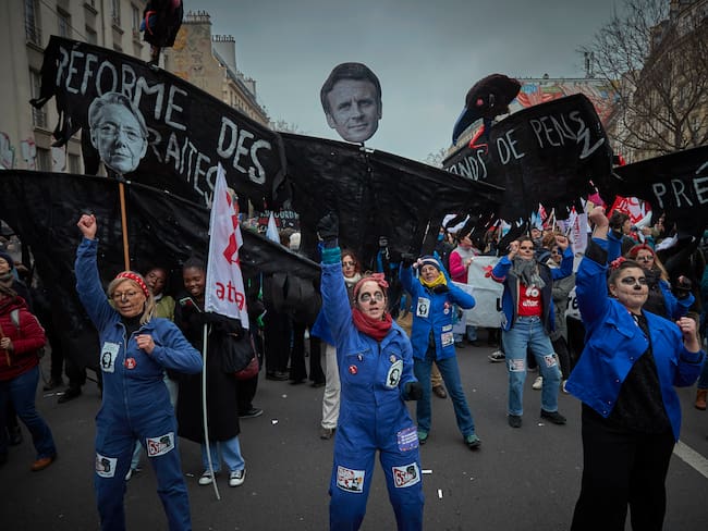 Manifestaciones en París en rechazo al aumento de la edad de pensión. 
(Foto: Kiran Ridley/Getty Images)