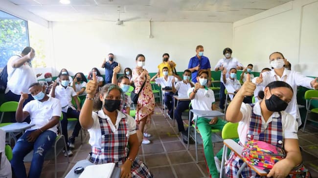 Regreso a clases presenciales con el 100% de los aforos en las instituciones educativas oficiales de Cartagena