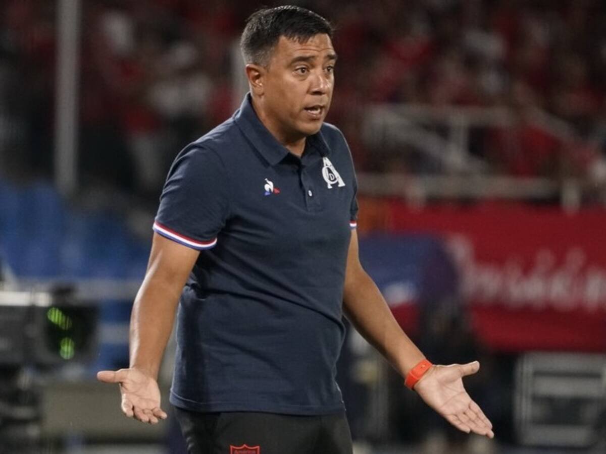 César Farías deja su cargo a disposición: “Si el problema soy yo, estamos abiertos a todo”